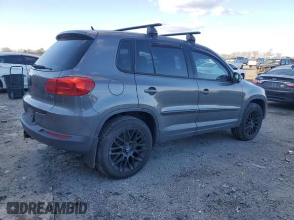 2013 Volkswagen Tiguan with VIN WVGCV3AXXDW611177, listed as a Copart auction lot 82296484 with 95,814 mi miles and Clean title. Bid and sale history available at DreamBid. Image 3.