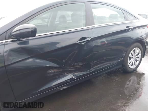 2011 Hyundai Sonata GLS with VIN 5NPEB4AC8BH023404, listed as a IAAI auction lot 43395741 with 144,869 mi miles and . Bid and sale history available at DreamBid. Image 6.