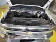 2018 Chevrolet Silverado 2500HD Work Truck z VIN 1GC2CUEG5JZ150745, wystawiony jako Copart lot #59665775 z przebiegiem 168 931 mil mil oraz Czysty tytuł • Clean title. Historia ofert i sprzedaży dostępna na DreamBid. Obrazek 11.
