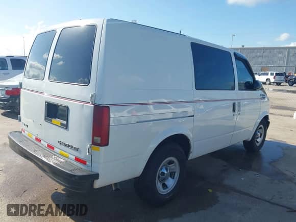 2001 Chevrolet Astro Cargo с VIN 1GCDM19W21B156226, выставлен на аукционе IAAI как лот 42606955 с пробегом 182 107 миль миль и . История ставок и продаж доступна на DreamBid. Изображение 4.
