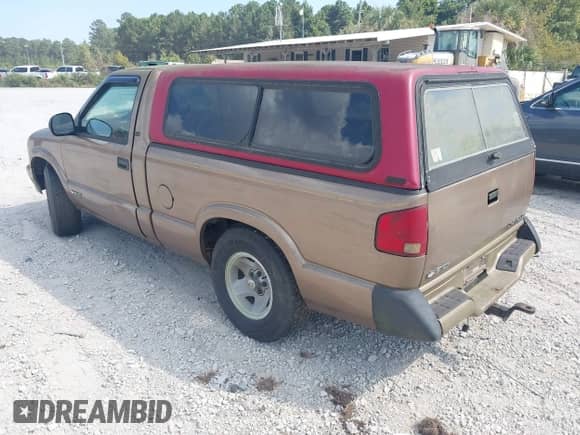 1997 Chevrolet S-10 LS с VIN 1GCCS1440VK193210, выставлен на аукционе IAAI как лот 43243092 с пробегом 222 173 миль миль и . История ставок и продаж доступна на DreamBid. Изображение 3.