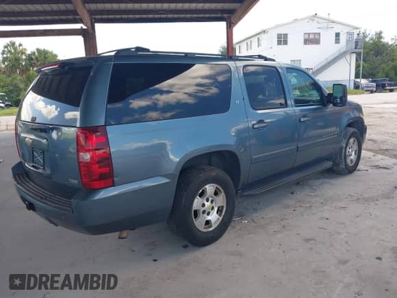 2008 Chevrolet Suburban LTZ with VIN 3GNFC16058G223941, listed as a IAAI auction lot 42957791 with 234,231 mi miles and . Bid and sale history available at DreamBid. Image 4.