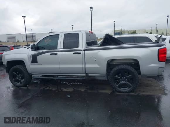 2016 Chevrolet Silverado 1500 Custom z VIN 1GCRCPEC9GZ365020, wystawiony jako IAAI lot #41772792 z przebiegiem 139 591 mil mil oraz . Historia ofert i sprzedaży dostępna na DreamBid. Obrazek 15.