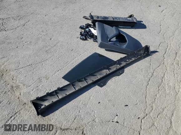 2023 Tesla Model Y Long Range с VIN 7SAYGDEE4PA079582, выставлен на аукционе Copart как лот 80201525 с пробегом 18 840 миль миль и Списание • Salvage title. История ставок и продаж доступна на DreamBid. Изображение 13.