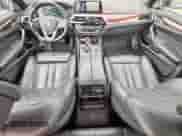 2018 BMW 5 Series 530i xDrive z VIN WBAJA7C5XJWC76654, wystawiony jako Copart lot #69140585 z przebiegiem 84 242 mil mil oraz Szkoda całkowita • Salvage title. Historia ofert i sprzedaży dostępna na DreamBid. Obrazek 8.