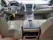 2019 Chevrolet Suburban LTZ z VIN 1GNSCJKC0KR317330, wystawiony jako Copart lot #81759215 z przebiegiem 158 006 mil mil oraz Szkoda całkowita • Salvage title. Historia ofert i sprzedaży dostępna na DreamBid. Obrazek 8.