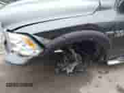 2017 Ram 1500 Big Horn z VIN 3C6RR7LT6HG688239, wystawiony jako IAAI lot #42849534 z przebiegiem 57 946 mil mil oraz . Historia ofert i sprzedaży dostępna na DreamBid. Obrazek 18.