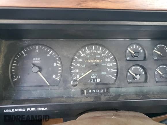 1993 Dodge Dakota S z VIN 1B7FL26Y4PS101826, wystawiony jako Copart lot #86332154 z przebiegiem 264 797 mil mil oraz Szkoda całkowita • Salvage title. Historia ofert i sprzedaży dostępna na DreamBid. Obrazek 9.
