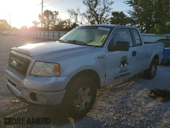 2006 Ford F-150 STX с VIN 1FTRX12W96NB49173, выставлен на аукционе Copart как лот 87278115 с пробегом 231 896 миль миль и На запчасти • Non repairable. История ставок и продаж доступна на DreamBid. Изображение 1.