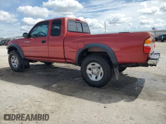 2003 Toyota Tacoma PreRunner with VIN 5TESM92N03Z259604, listed as a Copart auction lot 70811045 with 253,347 mi miles and Salvage title. Bid and sale history available at DreamBid. Image 2.