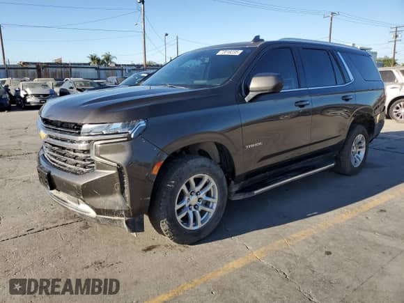 2021 Chevrolet Tahoe LT с VIN 1GNSCNKD6MR121413, выставлен на аукционе Copart как лот 72018235 с пробегом 101 408 миль миль и Списание • Salvage title. История ставок и продаж доступна на DreamBid. Изображение 1.