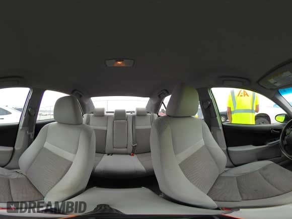 2013 Toyota Camry LE z VIN 4T1BD1FK1DU070466, wystawiony jako IAAI lot #42118169 z przebiegiem 144 680 mil mil oraz . Historia ofert i sprzedaży dostępna na DreamBid. Obrazek 20.