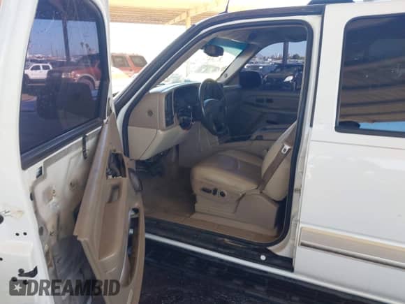 2004 Chevrolet Suburban LS с VIN 1GNFK16Z74R322806, выставлен на аукционе IAAI как лот 43369364 с пробегом 174 476 миль миль и . История ставок и продаж доступна на DreamBid. Изображение 12.
