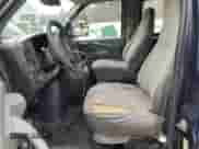 2008 Chevrolet Express Cargo z VIN 1GCFG154981206947, wystawiony jako Copart lot #46533115 z przebiegiem 283 730 mil mil oraz Czysty tytuł • Clean title. Historia ofert i sprzedaży dostępna na DreamBid. Obrazek 7.