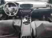 2022 Honda Pilot Black Edition z VIN 5FNYF6H70NB071441, wystawiony jako Copart lot #69873635 z przebiegiem 26 768 mil mil oraz Nie do naprawy • Non repairable. Historia ofert i sprzedaży dostępna na DreamBid. Obrazek 8.