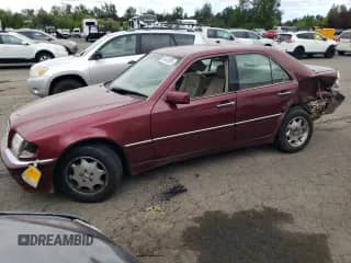 1999 Mercedes-Benz C 230/260/280/320 с VIN WDBHA24G7XA659733, выставлен на аукционе Copart как лот 64142935 с пробегом Не указан миль и Списание • Salvage title. История ставок и продаж доступна на DreamBid. Изображение 1.