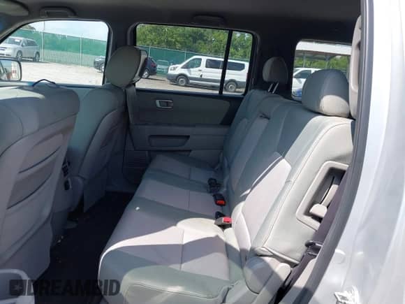 2010 Honda Pilot EX с VIN 5FNYF3H43AB012981, выставлен на аукционе IAAI как лот 42797106 с пробегом 209 732 миль миль и . История ставок и продаж доступна на DreamBid. Изображение 8.