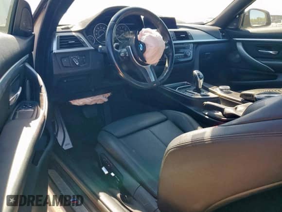 2019 BMW 4 Series 430i with VIN WBA4W3C57KAG91422, listed as a Copart auction lot 71100255 with 91,847 mi miles and Salvage title. Bid and sale history available at DreamBid. Image 8.