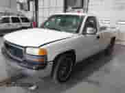 1999 GMC Sierra 1500 SL z VIN 1GTEC14V7XE850553, wystawiony jako IAAI lot #42751151 z przebiegiem 308 861 mil mil oraz . Historia ofert i sprzedaży dostępna na DreamBid. Obrazek 2.