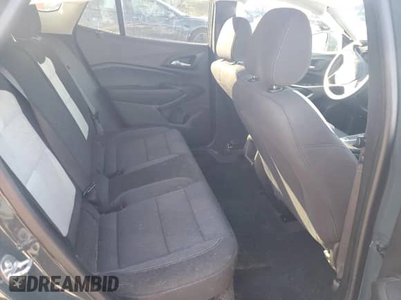 2025 Chevrolet Trax LS с VIN KL77LFEPXSC140361, выставлен на аукционе Copart как лот 70425535 с пробегом 16 383 миль миль и Списание • Salvage title. История ставок и продаж доступна на DreamBid. Изображение 11.