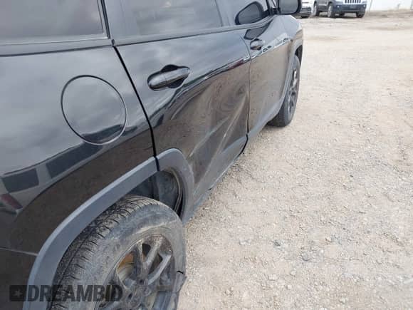 2016 Jeep Cherokee Latitude с VIN 1C4PJMCB9GW210460, выставлен на аукционе IAAI как лот 43220923 с пробегом 116 217 миль миль и . История ставок и продаж доступна на DreamBid. Изображение 17.