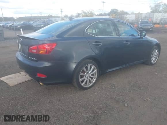 2007 Lexus IS 250 with VIN JTHCK262372018405, listed as a IAAI auction lot 43533128 with 214,365 mi miles and . Bid and sale history available at DreamBid. Image 4.