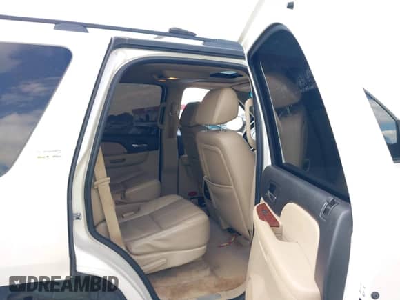 2008 Chevrolet Tahoe LTZ with VIN 1GNFC13J08R275507, listed as a IAAI auction lot 43326685 with 215,445 mi miles and . Bid and sale history available at DreamBid. Image 8.