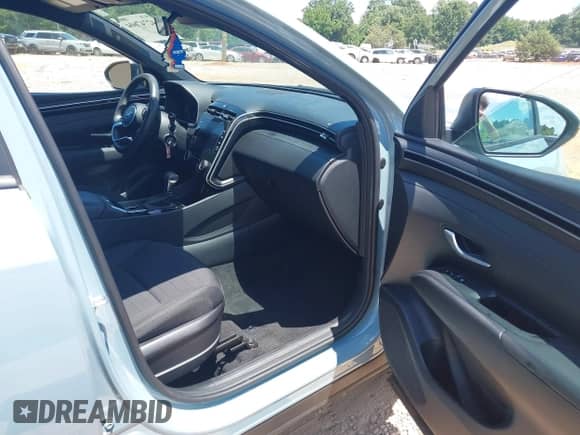 2024 Hyundai Santa Cruz SE с VIN 5NTJA4AE3RH083184, выставлен на аукционе IAAI как лот 42747604 с пробегом 21 578 миль миль и . История ставок и продаж доступна на DreamBid. Изображение 5.