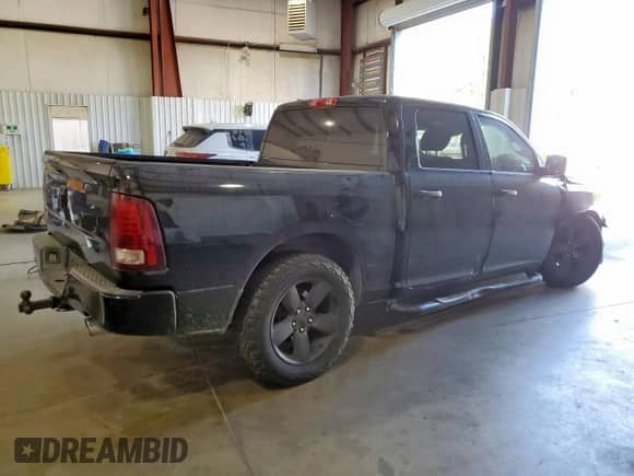 2014 Ram 1500 Express z VIN 1C6RR6KT6ES377779, wystawiony jako Copart lot #86249025 z przebiegiem 272 985 mil mil oraz Szkoda całkowita • Salvage title. Historia ofert i sprzedaży dostępna na DreamBid. Obrazek 3.