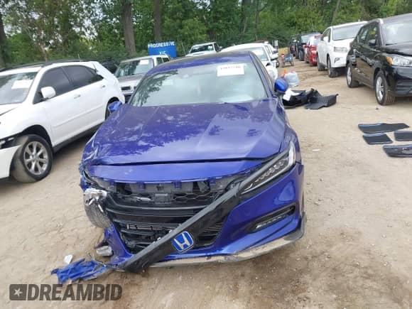 2019 Honda Accord Sport with VIN 1HGCV2E37KA007538, listed as a IAAI auction lot 43047740 with 74,137 mi miles and . Bid and sale history available at DreamBid. Image 11.