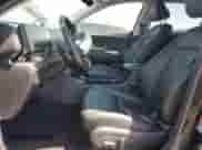 2024 Hyundai Kona Limited с VIN KM8HE3A38RU121035, выставлен на аукционе Copart как лот 61691295 с пробегом Не указан миль и Списание • Salvage title. История ставок и продаж доступна на DreamBid. Изображение 7.