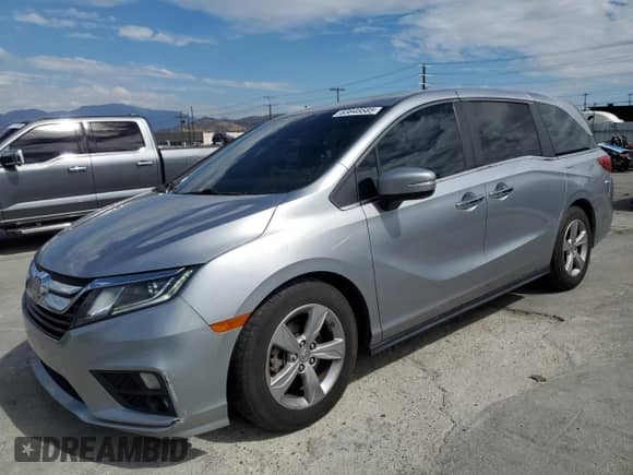 2020 Honda Odyssey EX-L с VIN 5FNRL6H73LB037472, выставлен на аукционе Copart как лот 83848585 с пробегом 90 996 миль миль и Списание • Salvage title. История ставок и продаж доступна на DreamBid. Изображение 1.