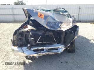 2006 Chevrolet Silverado SS с VIN 2GCEC19N261117884, выставлен на аукционе Copart как лот 70653254 с пробегом 96 213 миль миль и На запчасти • Non repairable. История ставок и продаж доступна на DreamBid. Изображение 5.