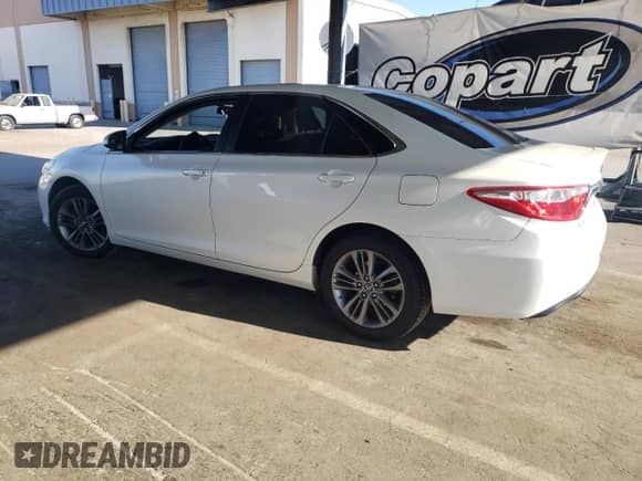 2017 Toyota Camry XLE с VIN 4T1BF1FK0HU357605, выставлен на аукционе Copart как лот 89727555 с пробегом 141 761 миль миль и Списание • Salvage title. История ставок и продаж доступна на DreamBid. Изображение 2.