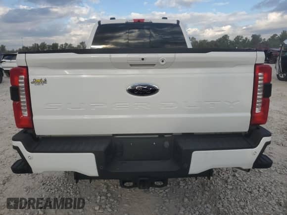 2024 Ford F-250 XL z VIN 1FT7W2BN9REE26688, wystawiony jako Copart lot #86801075 z przebiegiem 12 759 mil mil oraz Szkoda całkowita • Salvage title. Historia ofert i sprzedaży dostępna na DreamBid. Obrazek 6.