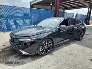 2023 Honda Accord Touring с VIN 1HGCY2F87PA028866, выставлен на аукционе Copart как лот 63202525 с пробегом 10 744 миль миль и Списание • Salvage title. История ставок и продаж доступна на DreamBid. Изображение 1.