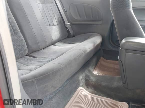 2001 Pontiac Grand Am с VIN 1G2NF12E51M509969, выставлен на аукционе IAAI как лот 42625569 с пробегом 111 756 миль миль и . История ставок и продаж доступна на DreamBid. Изображение 8.