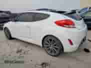 2016 Hyundai Veloster z VIN KMHTC6AD0GU296399, wystawiony jako Copart lot #53721095 z przebiegiem 97 486 mil mil oraz Czysty tytuł • Clean title. Historia ofert i sprzedaży dostępna na DreamBid. Obrazek 2.
