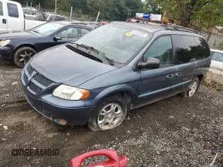2001 Dodge Caravan Sport z VIN 2B4GP44R51R256326, wystawiony jako Copart lot #81440395 z przebiegiem Nie podano mil oraz Szkoda całkowita • Salvage title. Historia ofert i sprzedaży dostępna na DreamBid. Obrazek 1.