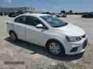 2018 Chevrolet Sonic LS с VIN 1G1JB5SGXJ4119554, выставлен на аукционе Copart как лот 63808725 с пробегом 66 823 миль миль и Списание • Salvage title. История ставок и продаж доступна на DreamBid. Изображение 4.