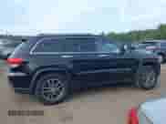 2018 Jeep Grand Cherokee Sterling с VIN 1C4RJFBG7JC265001, выставлен на аукционе IAAI как лот 43043385 с пробегом 88 816 миль миль и . История ставок и продаж доступна на DreamBid. Изображение 14.