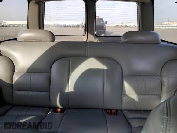 1995 Chevrolet Tahoe с VIN 3GNEK18K8SG120386, выставлен на аукционе Copart как лот 76102644 с пробегом 147 177 миль миль и Чистый • Clean title. История ставок и продаж доступна на DreamBid. Изображение 10.