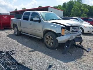 2013 GMC Sierra 1500 SLE z VIN 3GTP2VE74DG165093, wystawiony jako IAAI lot #42583142 z przebiegiem 114 651 mil mil oraz . Historia ofert i sprzedaży dostępna na DreamBid. Obrazek 1.