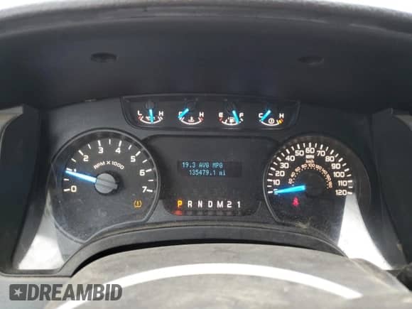 2013 Ford F-150 STX с VIN 1FTFX1EF1DFC75825, выставлен на аукционе Copart как лот 81069525 с пробегом 135 479 миль миль и Списание • Salvage title. История ставок и продаж доступна на DreamBid. Изображение 9.