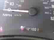 2004 Chevrolet Malibu Classic z VIN 1G1ND52F74M674064, wystawiony jako IAAI lot #42473384 z przebiegiem 127 001 mil mil oraz . Historia ofert i sprzedaży dostępna na DreamBid. Obrazek 15.