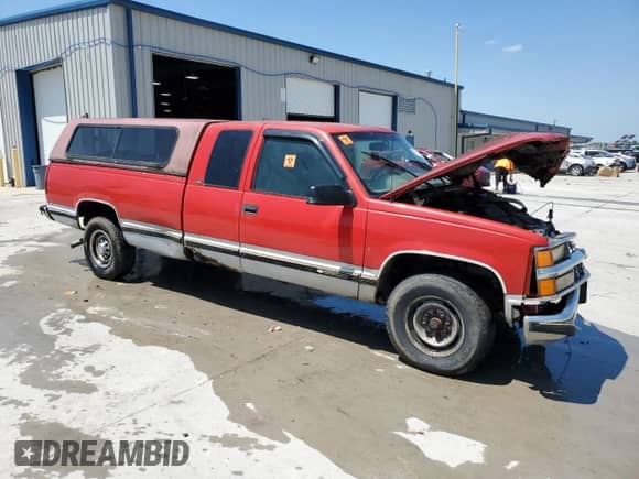 1996 Chevrolet Silverado 2500 с VIN 1GCGC29R1TE197853, выставлен на аукционе Copart как лот 68318855 с пробегом Не указан миль и Списание • Salvage title. История ставок и продаж доступна на DreamBid. Изображение 4.