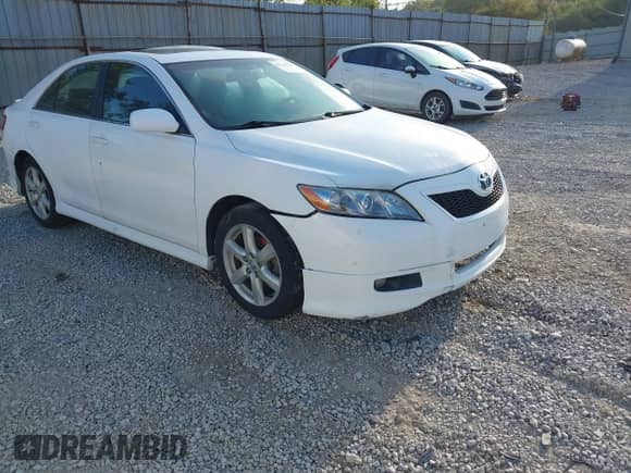 2008 Toyota Camry LE with VIN 4T1BE46K88U777701, listed as a IAAI auction lot 43165021 with 263,932 mi miles and . Bid and sale history available at DreamBid. Image 1.