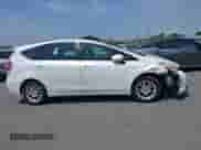 2016 Toyota Prius Two z VIN JTDZN3EU9GJ042998, wystawiony jako IAAI lot #42315942 z przebiegiem 168 800 mil mil oraz . Historia ofert i sprzedaży dostępna na DreamBid. Obrazek 13.