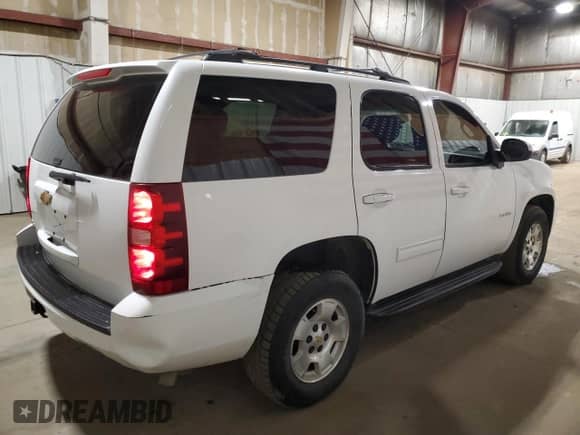 2013 Chevrolet Tahoe LS с VIN 1GNSCAE00DR358738, выставлен на аукционе Copart как лот 84289885 с пробегом 160 788 миль миль и Чистый • Clean title. История ставок и продаж доступна на DreamBid. Изображение 3.