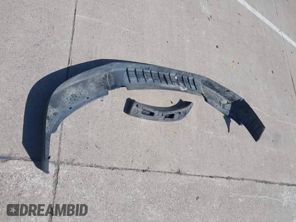 2015 Chevrolet Express Passenger LT with VIN 1GAZG1FGXF1186123, listed as a IAAI auction lot 42023980 with 74,532 mi miles and . Bid and sale history available at DreamBid. Image 12.